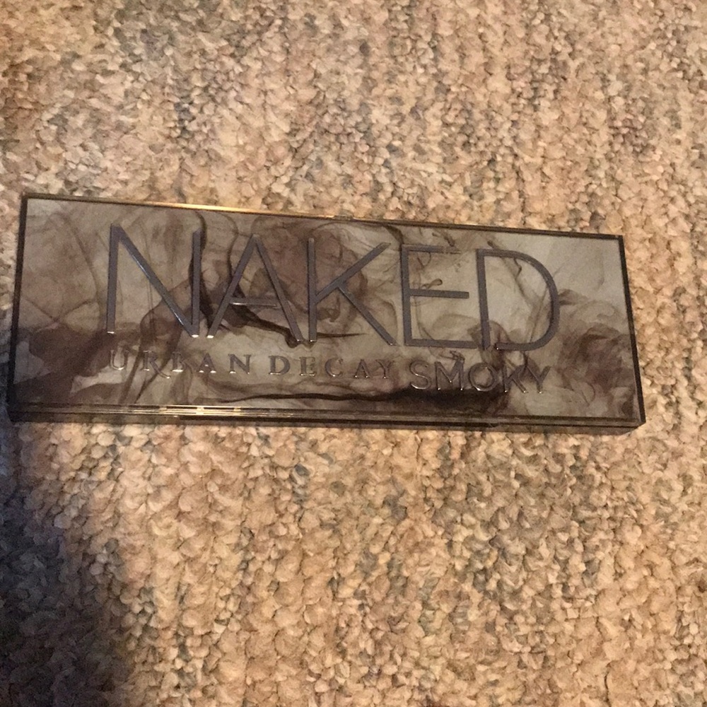 Naked smoky palette